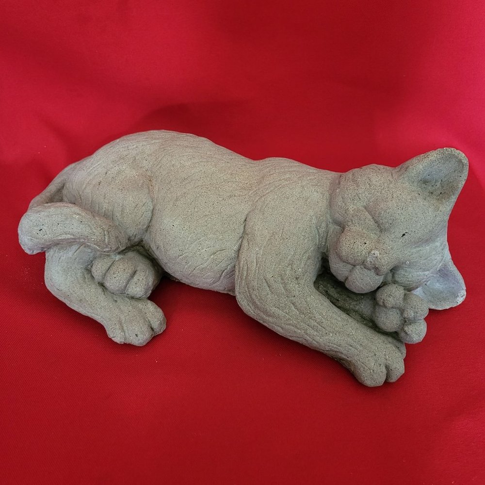 Cement Concrete Sleeping Cat Statue Outdoor Garden Decor